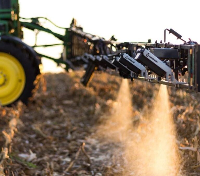 Agritechnica 2023: SaveFarm apresenta pulverizadores de IA que reduzem o uso de pesticidas em 95%